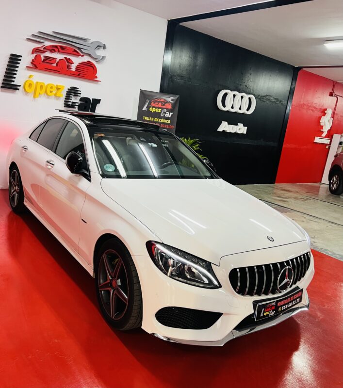 MERCEDES-BENZ Clase C 220 Amg