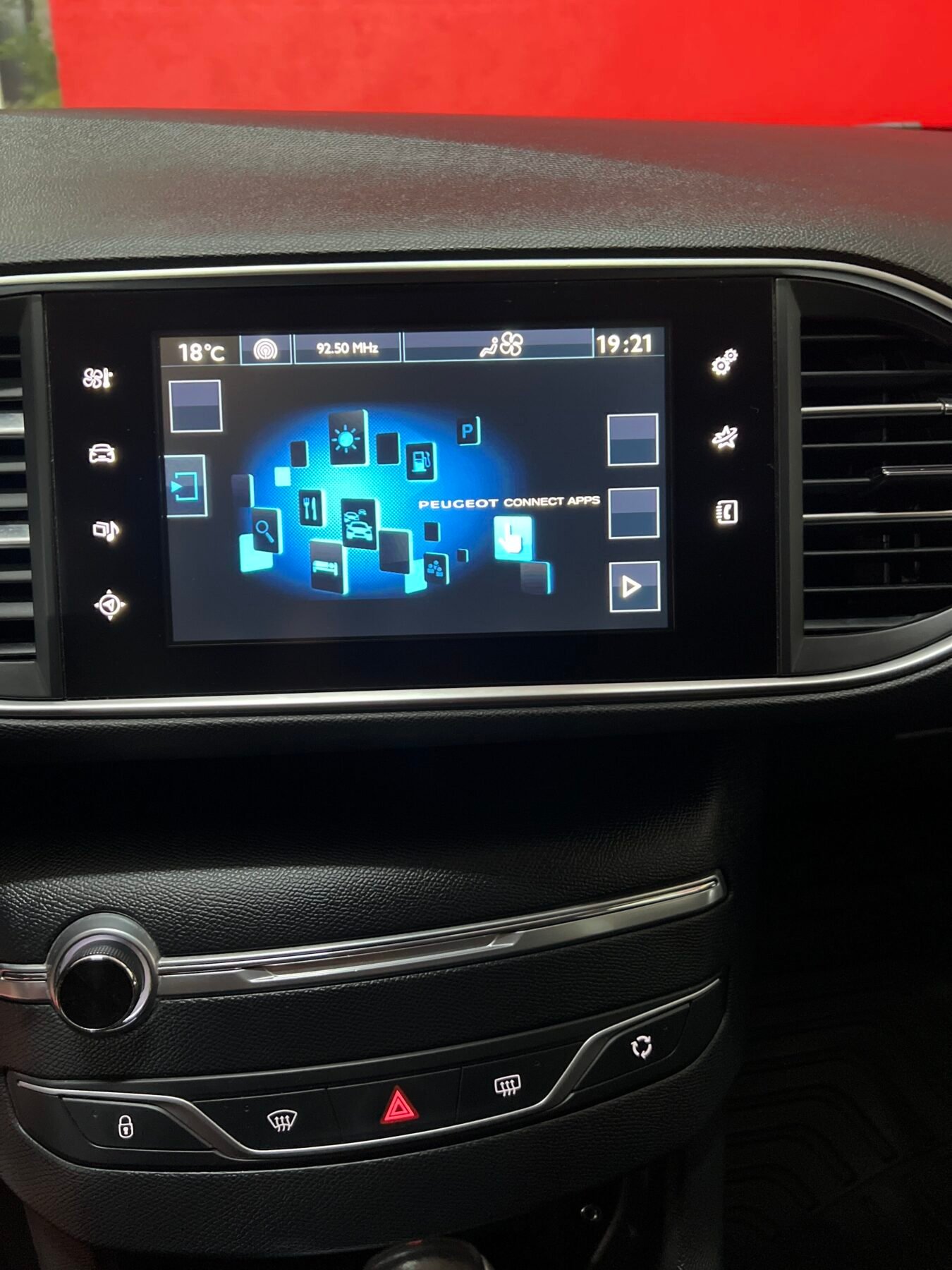 PEUGEOT 308 1.6 BlueHDi 120cv