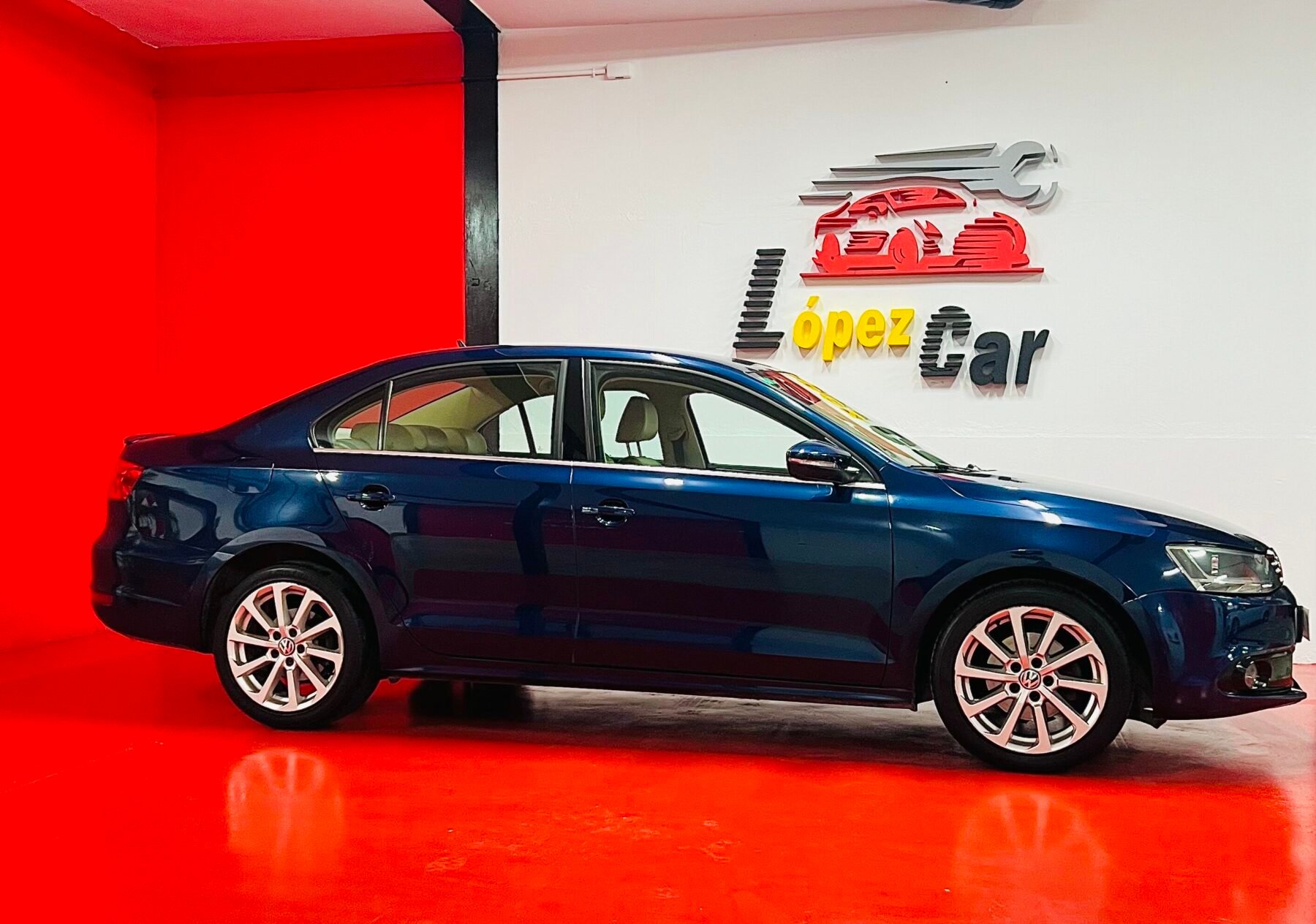 VOLKSWAGEN Jetta 2.0Tdi 180cv Sport EDITION