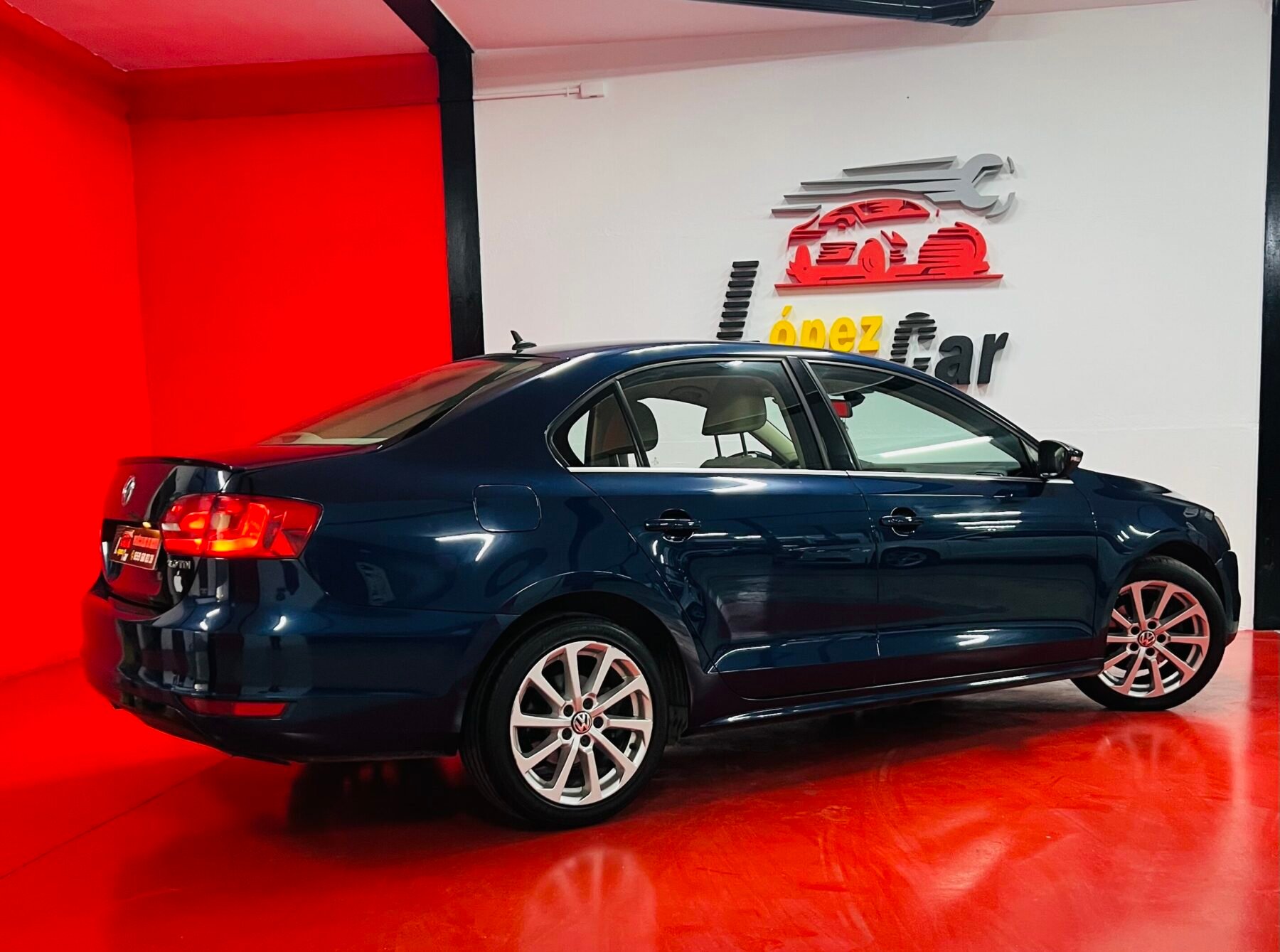 VOLKSWAGEN Jetta 2.0Tdi 180cv Sport EDITION