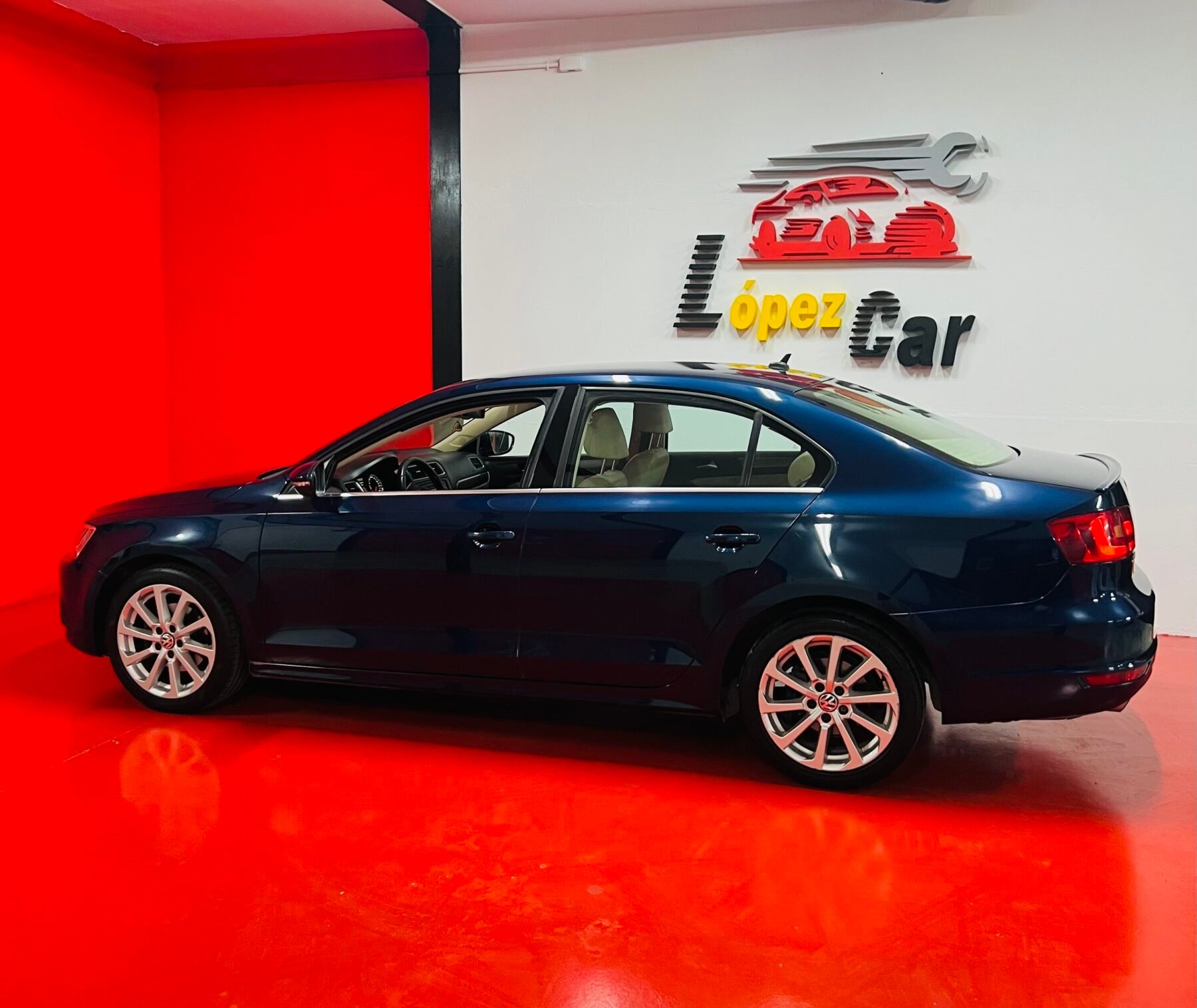 VOLKSWAGEN Jetta 2.0Tdi 180cv Sport EDITION