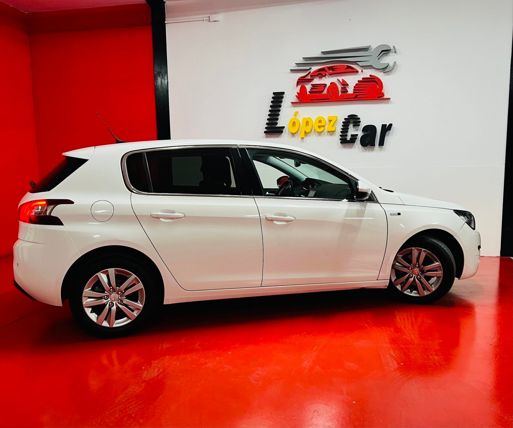 PEUGEOT 308 1.6 BlueHDi 120cv