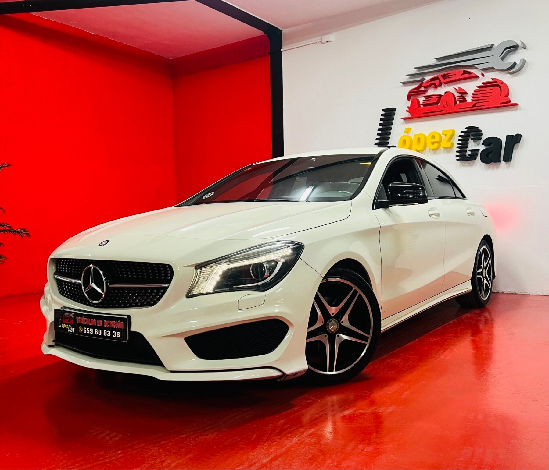 MERCEDES-BENZ Clase CLA Mercedes Benz CLA 200d AMG 7g