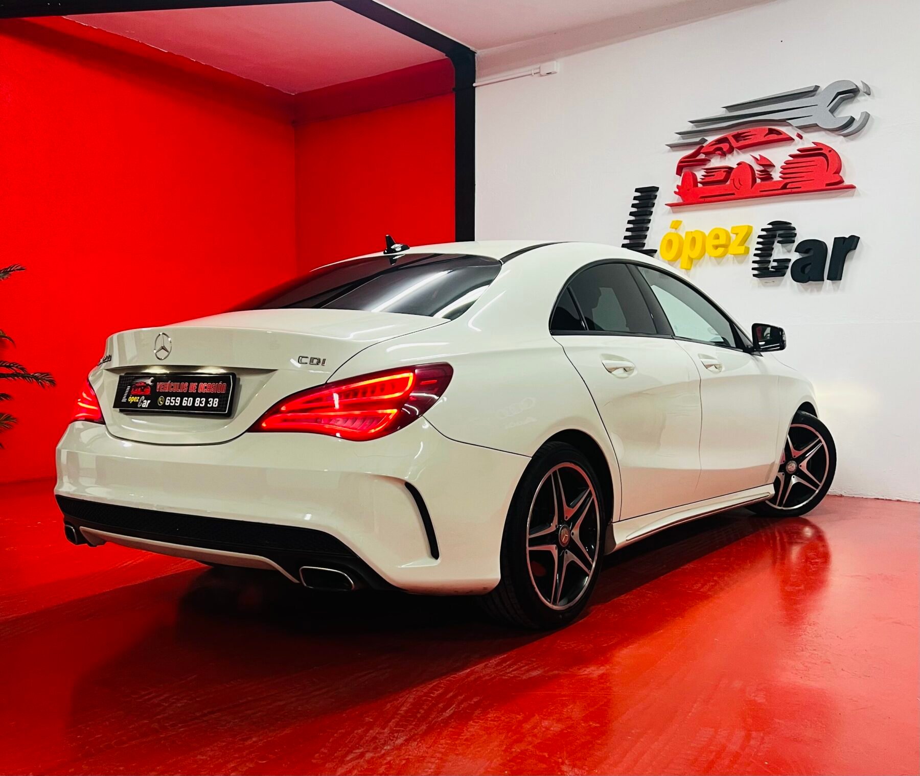 MERCEDES-BENZ Clase CLA Mercedes Benz CLA 200d AMG 7g