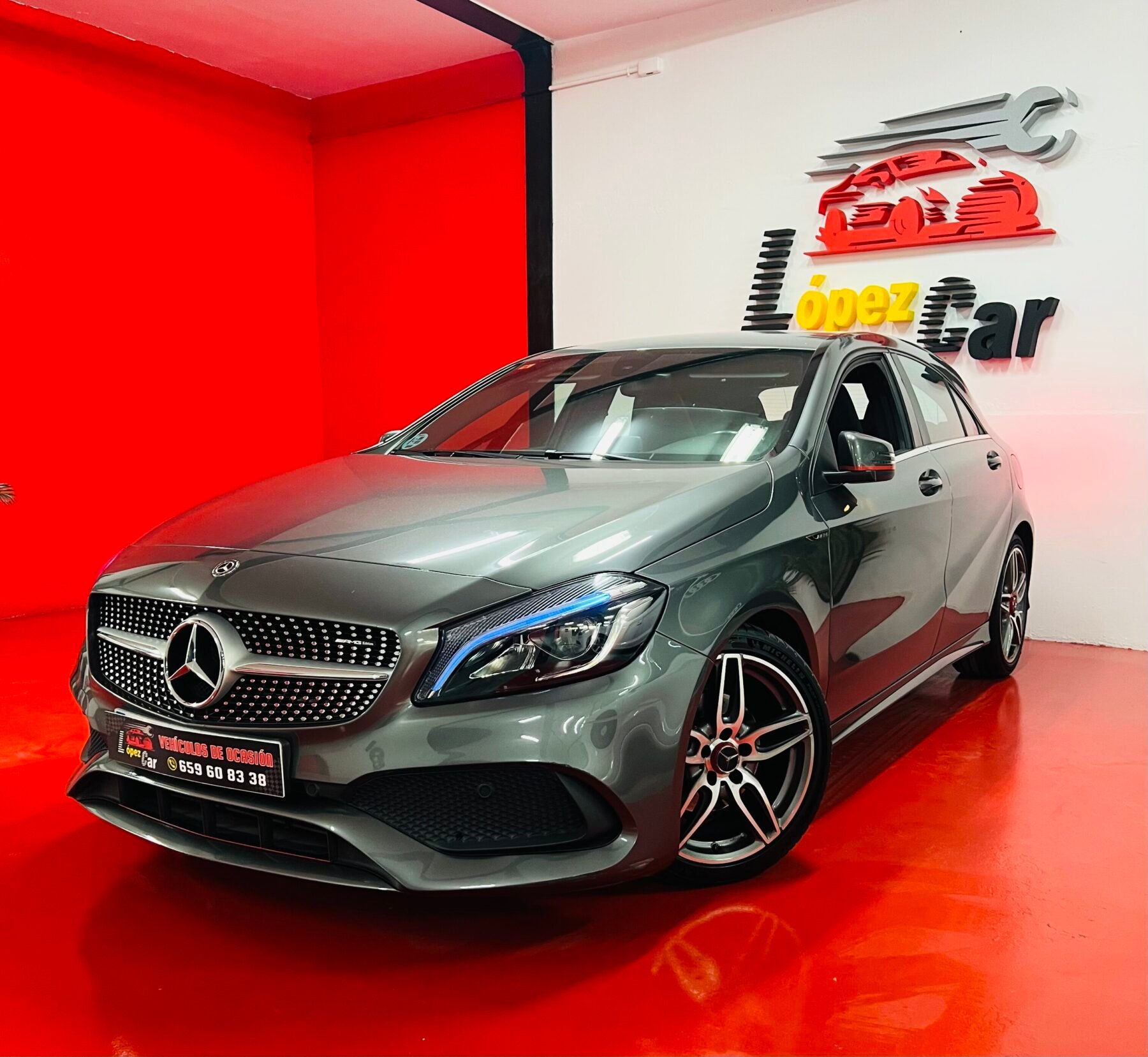 MERCEDES-BENZ Clase A Mercedes Benz clase A 200d AMG 7g