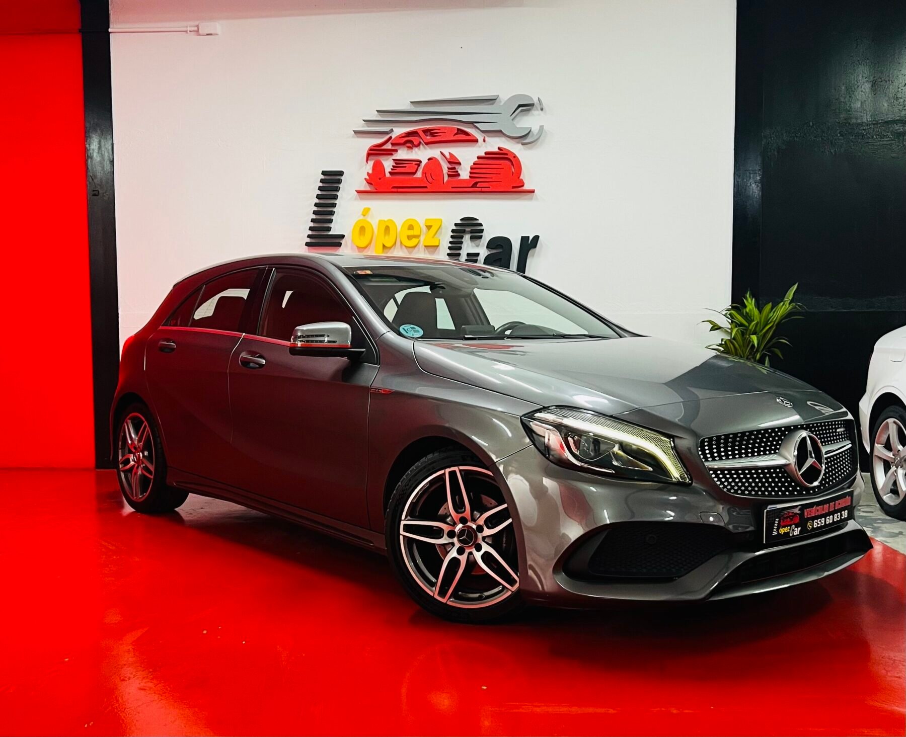 MERCEDES-BENZ Clase A Mercedes Benz clase A 200d AMG 7g