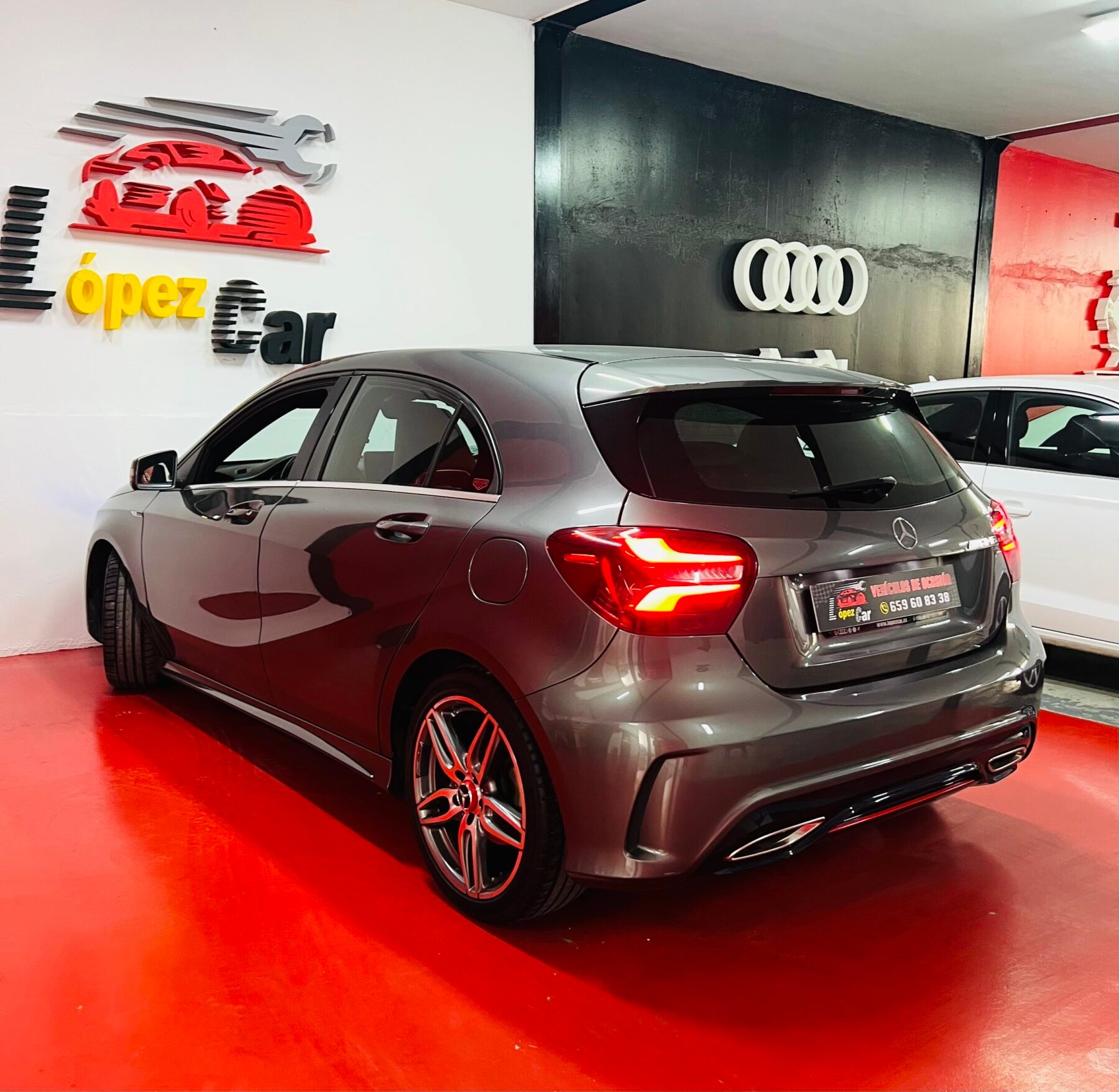 MERCEDES-BENZ Clase A Mercedes Benz clase A 200d AMG 7g